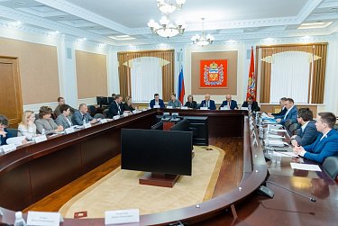 Повышение зарплат «указникам», субсидии на капремонт, индексация коммунальных расходов…